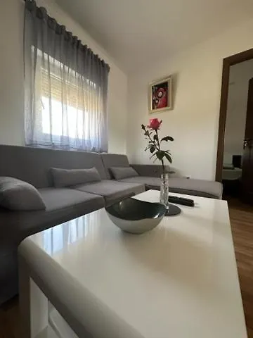 아파트 Lavanda *