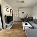 Lavanda Apartamento *